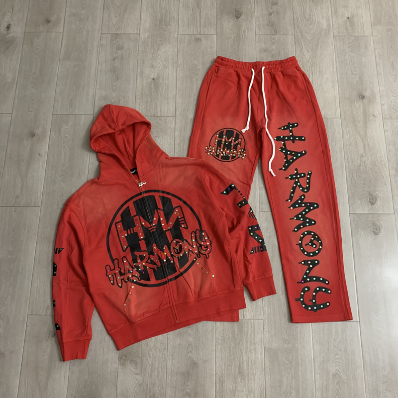 Street Fashion Hoodie - Setelan Hoodie dan Celana HARMONY dari
