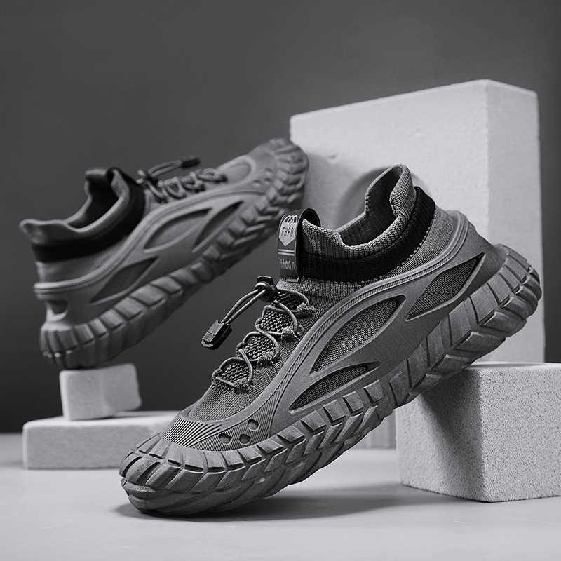 Sepatu Sneakers Pria Peninggi  - Street Fashion In Vietnam ulasan dan harga