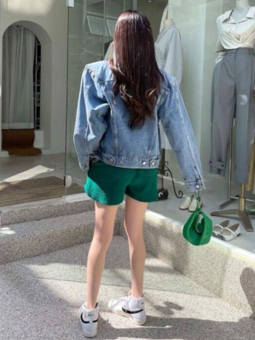 Jaket Denim Gaya Hong Kong Kla - Street Fashion Hong Kong ulasan dan harga