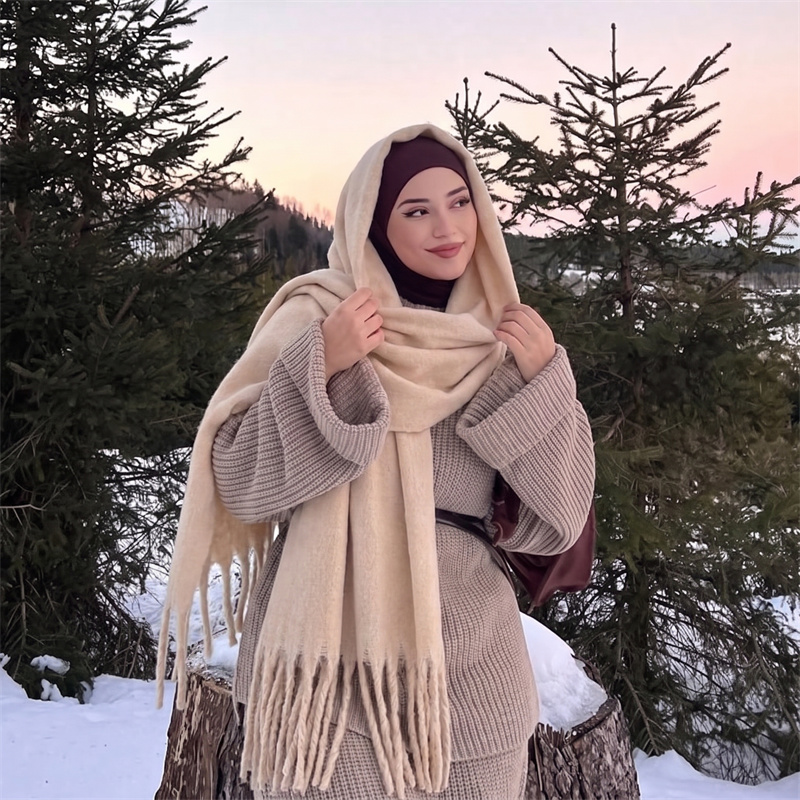 36 Warna Syal Rumbai Mohair So - Street Fashion Hijab ulasan dan harga