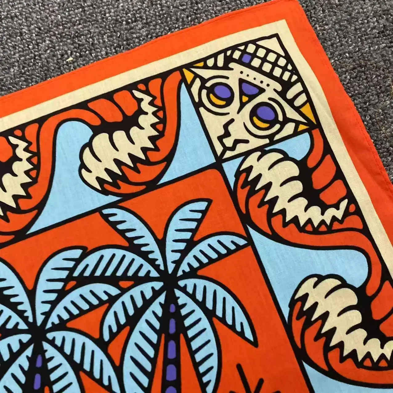 Bandana Retro Cetak Digital Hi - Street Fashion Dance ulasan dan harga