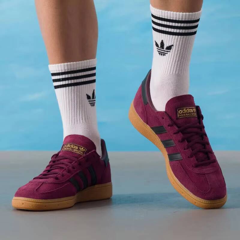Sepatu Adidas Samba Trefoil Un - Street Fashion Hong Kong ulasan dan harga